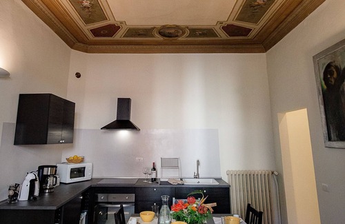 Le Cure Apartment | Ancent Frescoed House - House of Frescoes