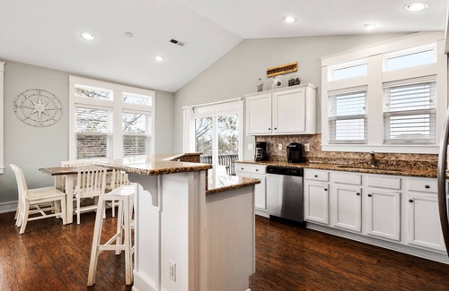 Monteray Shores House | Anchor Bar: Soundside, Private Pool w/Tiki Bar, Spa, Access to Fitness Center