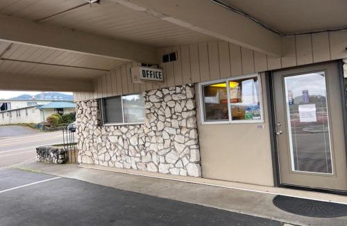 Reedsport Hotel | Anchor Bay Inn near Winchester Bay