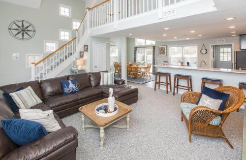 Sandbridge House | Anchor Down