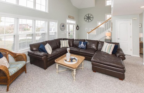 Sandbridge House | Anchor Down