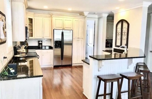 Steinhatchee House | Anchor Hill- 4 bedrooms, WiFi & pool table in the Stein. Landing Resort