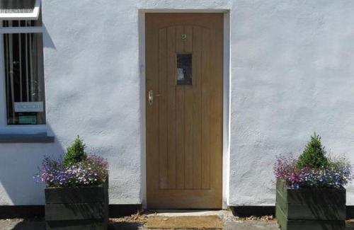 Alford Bed & Breakfast | Anchor House 2 East Street Alford Lincolnshire LN13 9EQ