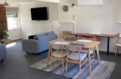 St Helens Hotel | Anchor Wheel Motel