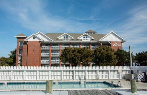 Ocracoke Hotel | Anchorage Inn & Marina