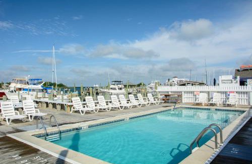 Ocracoke Hotel | Anchorage Inn & Marina