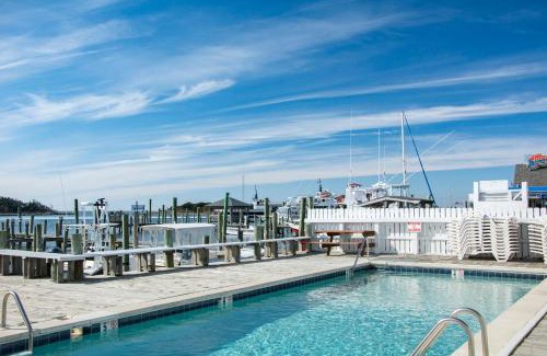 Ocracoke Hotel | Anchorage Inn & Marina