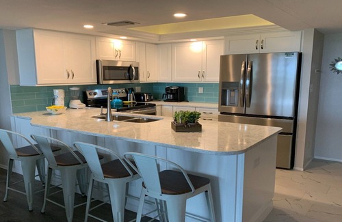 Siesta Key Condo | Anchorage Resort 2 Bedroom Condo 6th Flr, Beach Access, Pool