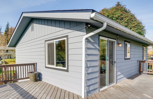 Sand Lake Cottage | Anchorage Vacation Rental ~ 5 Mi to Kincaid Park!