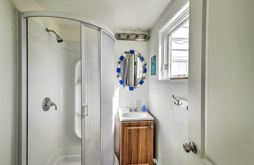 Turnagain Villa | Anchorage Villa: Hike, Ski & Explore Alaska!