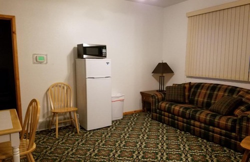 Aberdeen Resort | Anchors Away Lodge