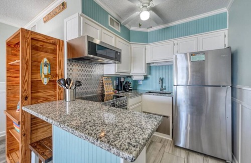Sneads Ferry Condo | ‘Anchors Aweigh’ North Topsail BEACHFRONT Condo
