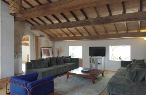 Arles Villa | Ancien Couvent avec piscine entre Alpilles et Camargue pour 10 personnes