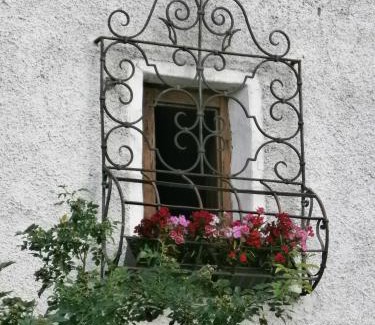 Sent House | Ancient Engadine Mill