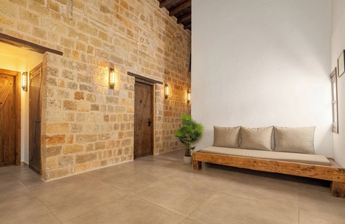 Rhodes Old Town Hotel | Ancient Knights Luxury Suites