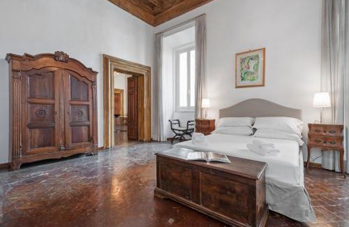 Rione V Ponte Apartment | Ancient Palace In Downtown Rome
