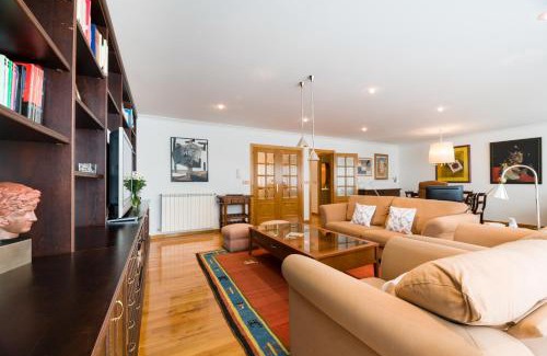 Arzua Apartment | Andares