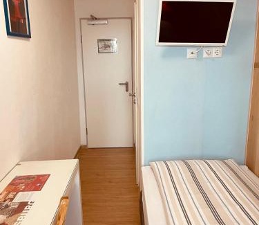 Duisburg City Center Hotel | Andefu Hotel am Kantpark