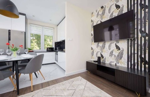 Muranow Apartment | Andersa 20A | Sunny Apartment | WiFi