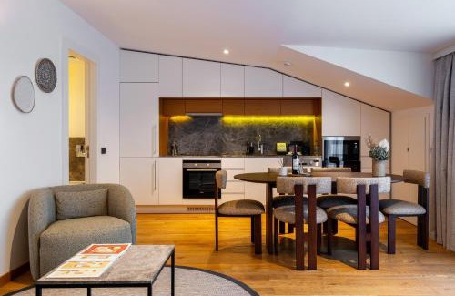 Kabatas Apartment | Ando Living - Taksim Gumussuyu Townhouse