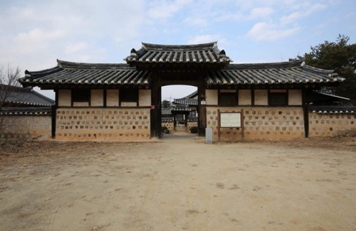 Andong House | Andong Suaedang Hanok Pension
