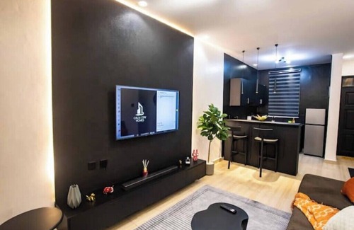 Entebbe House | Andrena Smart Haven Lakeside Condon