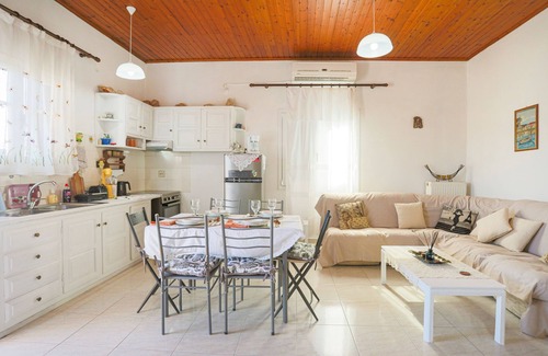 Gaios Apartment | Andromaxi Apt: Idyllic Stay in Gaios, Paxos - Sea Views & WiFi