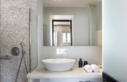 Imerovigli Resort | Andromeda Villas