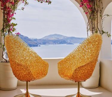 Oia Hotel | Andronis Luxury Suites