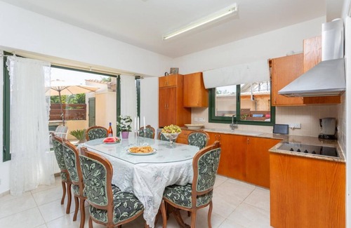 Perama Villa | Androula Villas Collection