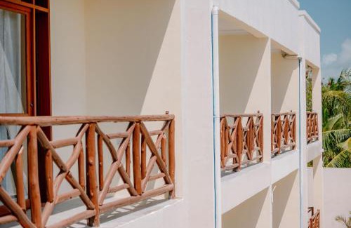 Pingwe Hotel | Andy's Inn