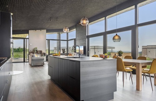 Hvidbjerg Strand House | "Anelle" - 500m from the sea by Interhome