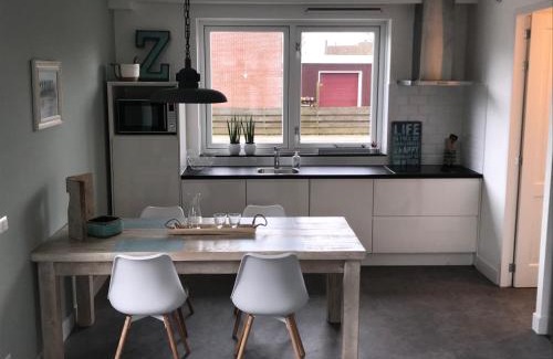 Petten Apartment | Anemoon