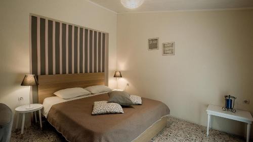 Archaia Olympia Apartment | Anesi Rooms To Rent