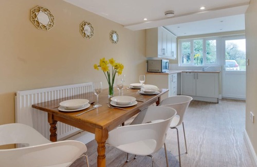 Sudbourne House | Angel Cottage - Two Bedroom House, Sleeps 4