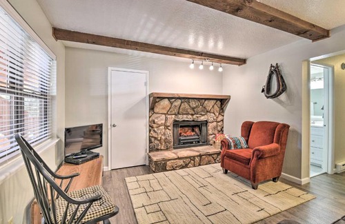 Angel Fire Apartment | Angel Fire Condo with Fireplace Less Than 1 Mi to Ski Resort