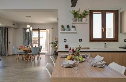 Naxos House | Angel's Luxury Apartment