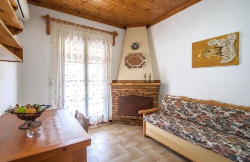 Troulos Apartment | Angela studios