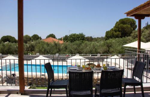 Lefktron Apartment | angelastudios-stoupa