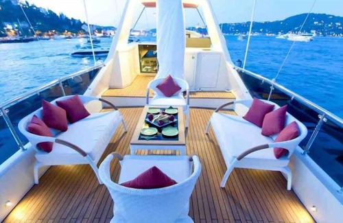 Arnavutkoy Boat Rental | Angelo Bianco