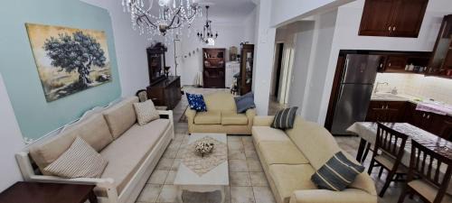 Thessaloniki Apartment | Angels' House