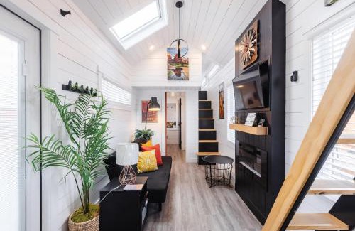 Apple Valley House | Angels Landing Tiny Home