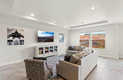 Washington House | Angels Landing3bed2ba Private Hot Tub