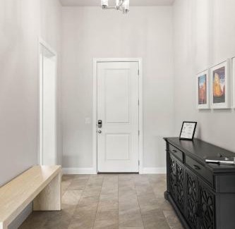Washington House | Angels Landing3bed2ba Private Hot Tub