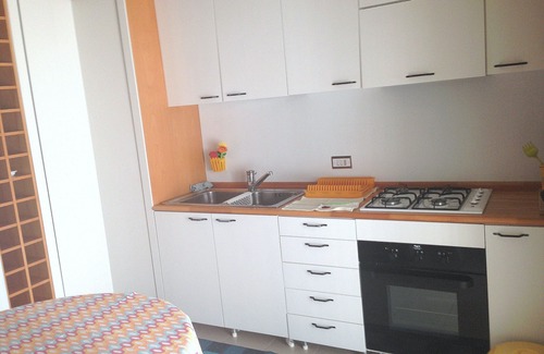 Cefalu Apartment | Angie's Apartment "Private Parking- 500mt by the sea"