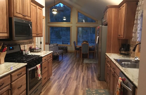 Lava Hot Springs Cabin | Angileen's Place at Canyon Creek - A Cabin Getaway Touched by Nature!