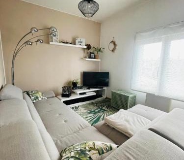 Lille Apartment | Angle 95