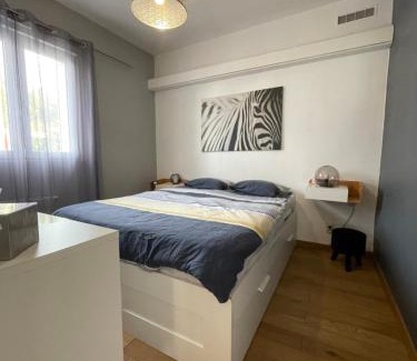 Lille Apartment | Angle 95