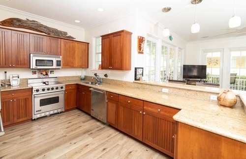 Islamorada House | Anglers Reef Direct Ocean, 4 bedroom, Dock, Comm Pool & Beach