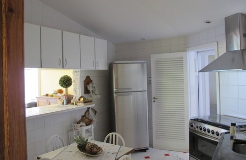 Conceicao de Jacarei House | Angra dos Reis - House with deck over the sea